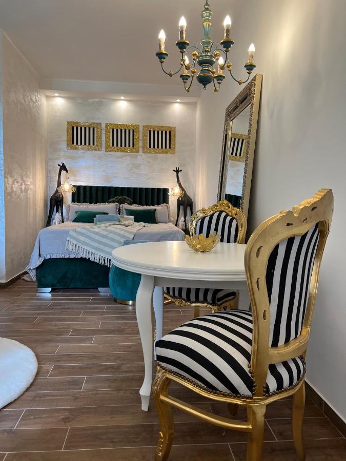 La Dolce Vita Luxury II Apartments With Best Free Private Parking In Center Pula Zewnętrze zdjęcie