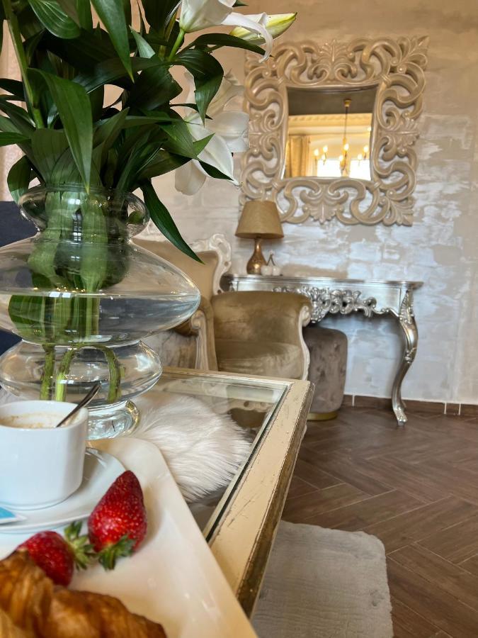 La Dolce Vita Luxury II Apartments With Best Free Private Parking In Center Pula Zewnętrze zdjęcie